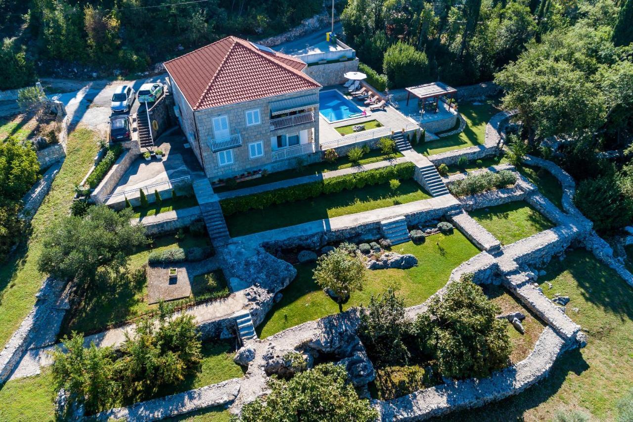 Villa Oasis Cypress Čilipi Екстериор снимка