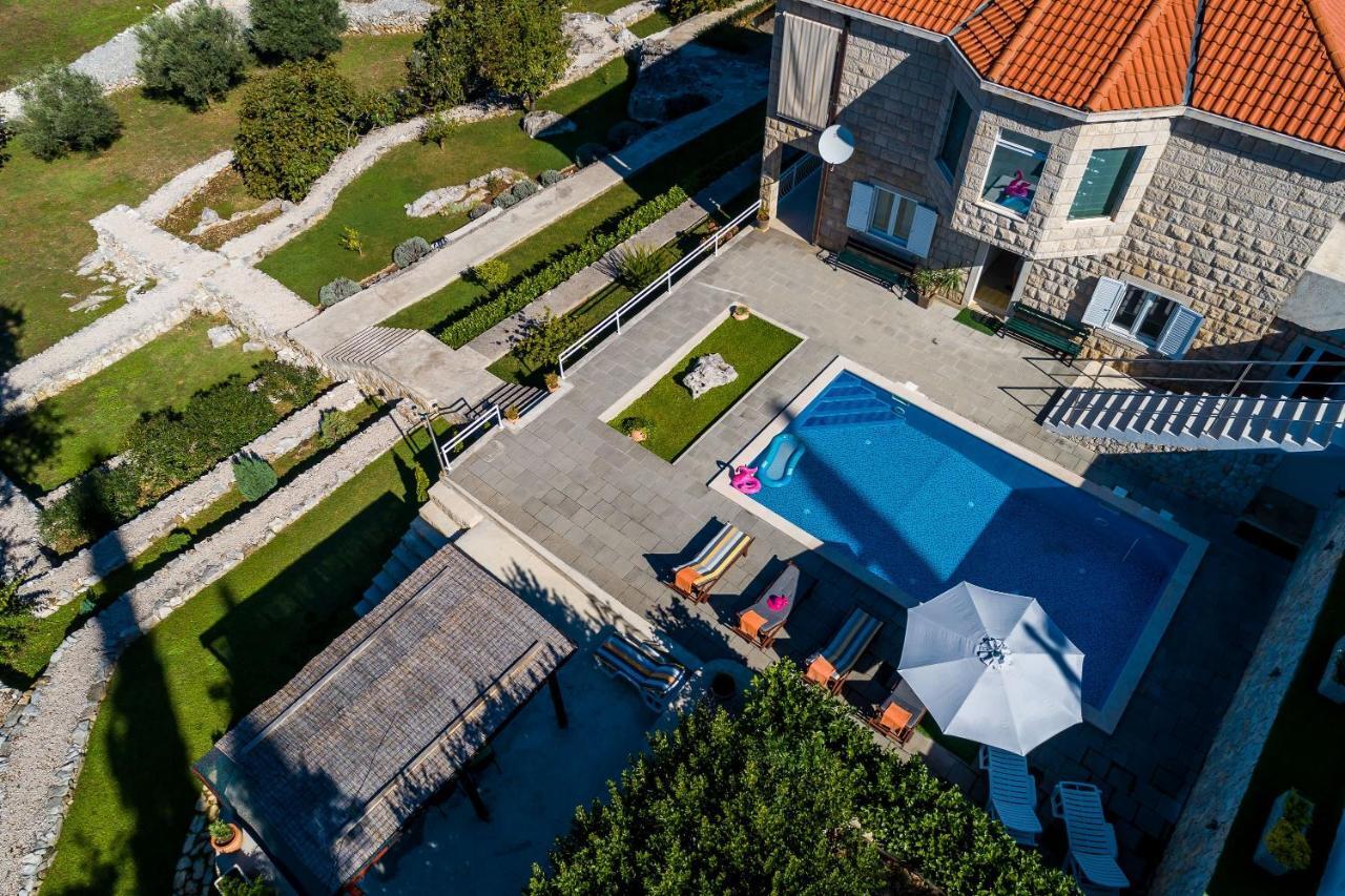 Villa Oasis Cypress Čilipi Екстериор снимка