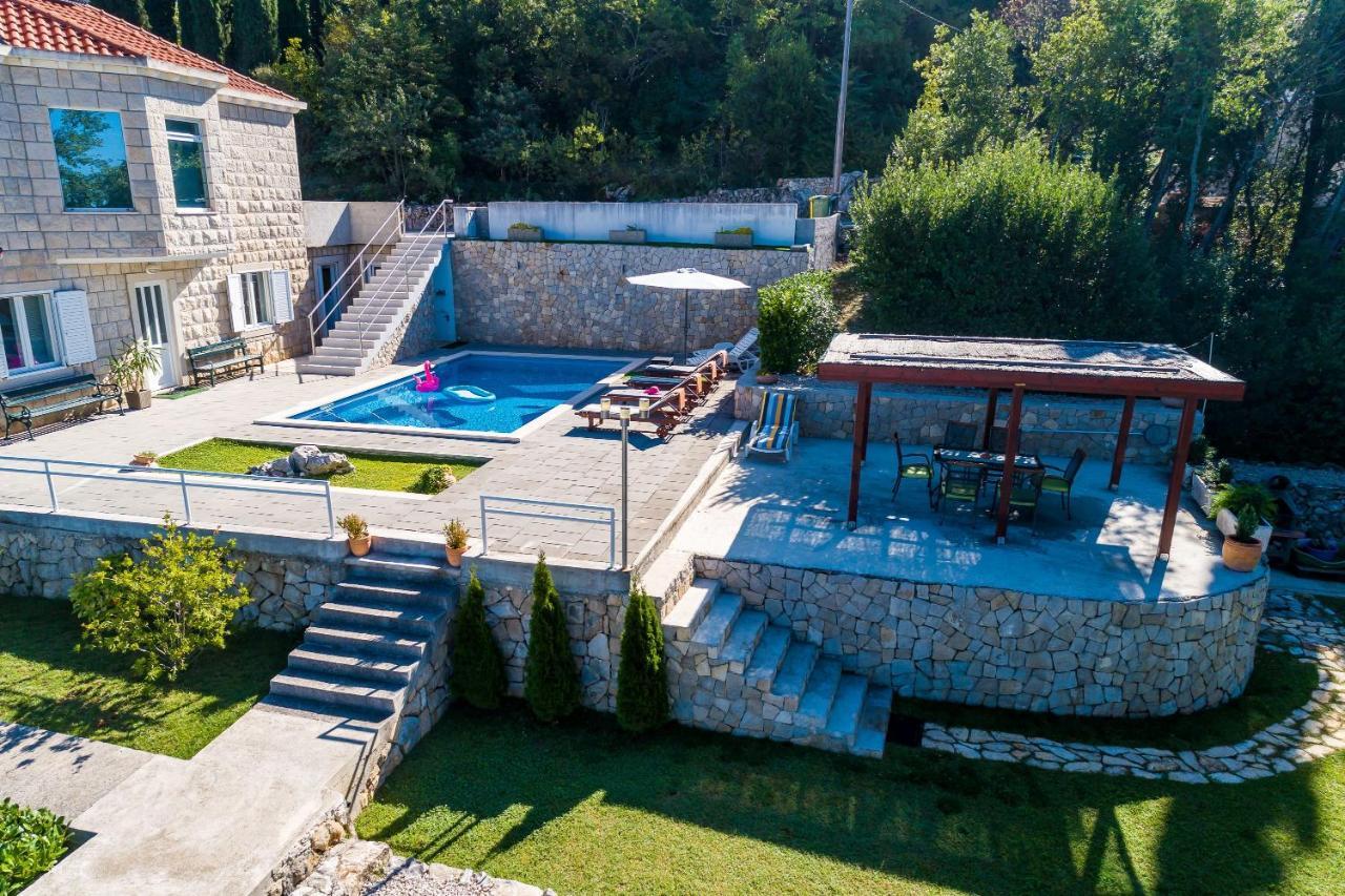 Villa Oasis Cypress Čilipi Екстериор снимка